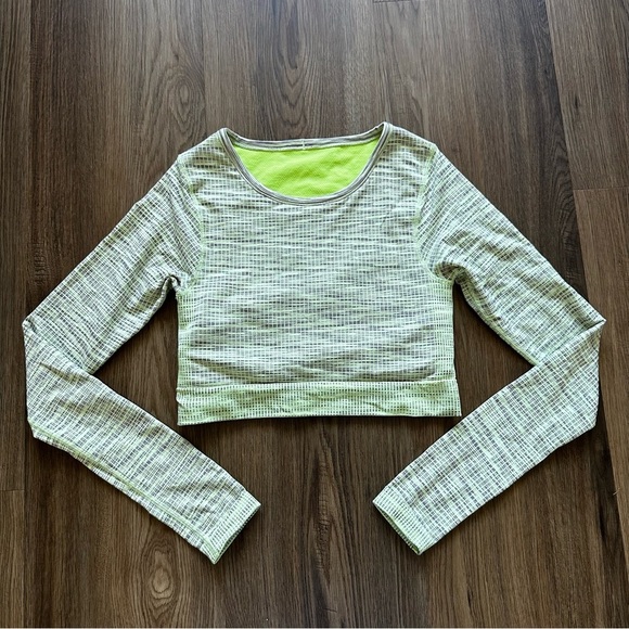 Lululemon Ebb to Street Long Sleeve Crop Shirt Size 6 Moonlit Magenta Multi - Picture 1 of 8